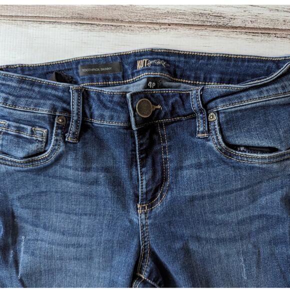 Kut for the Kloth Toothpick Skinny Distressed Jeans sz 4 Petite - Picture 2 of 7